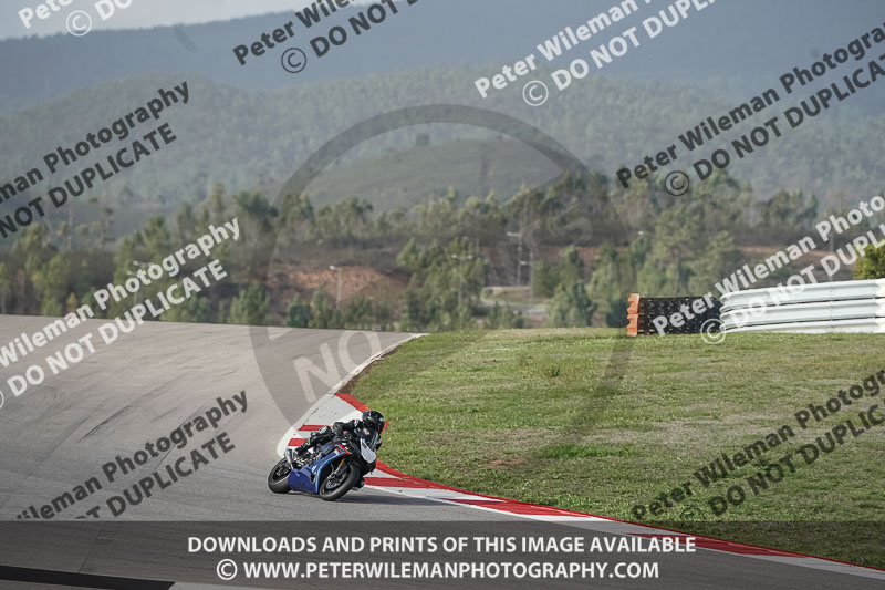 motorbikes;no limits;peter wileman photography;portimao;portugal;trackday digital images